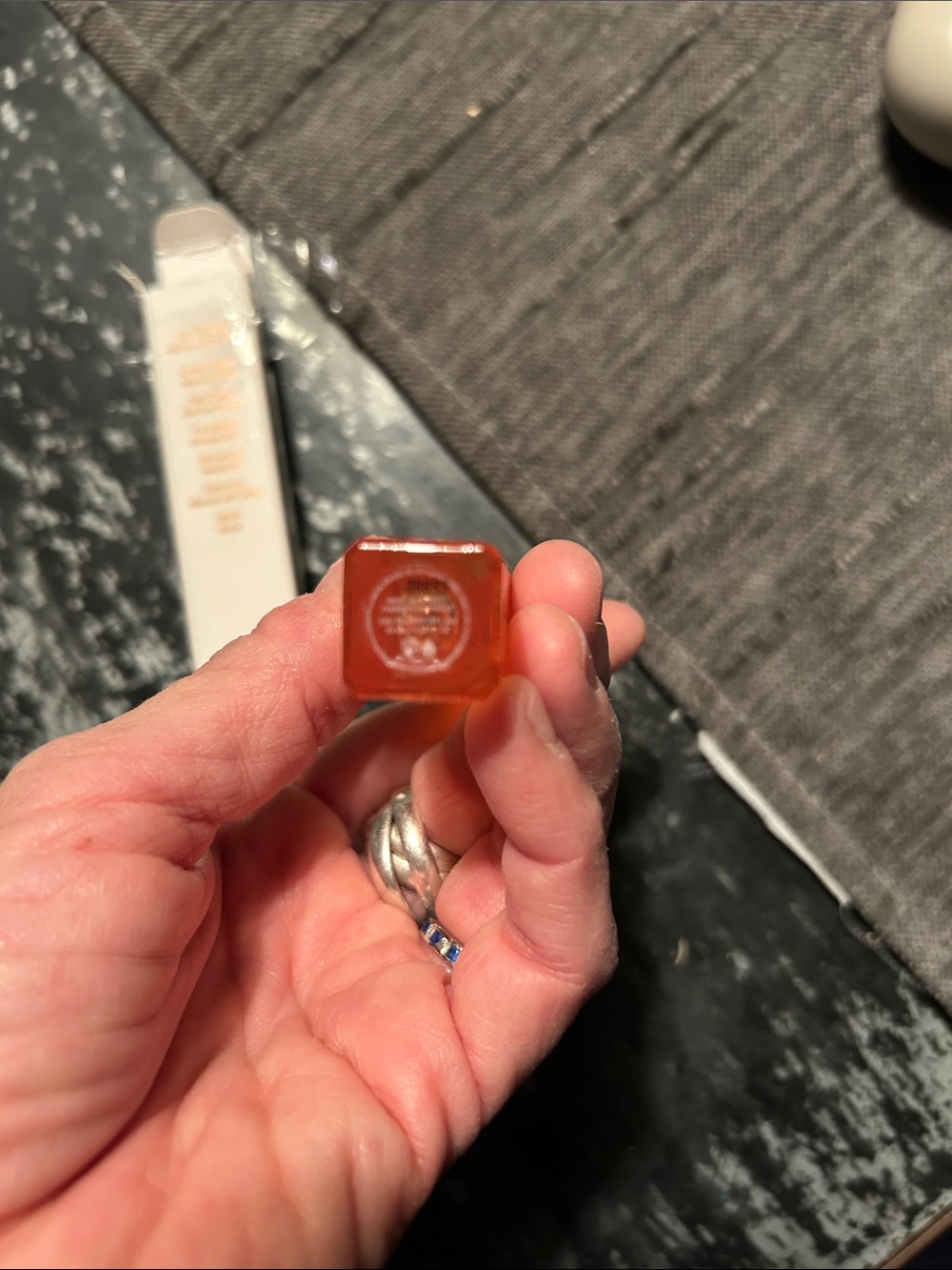Kayali Eden Sweet Peach 35 Travel - Picture 9 of 11